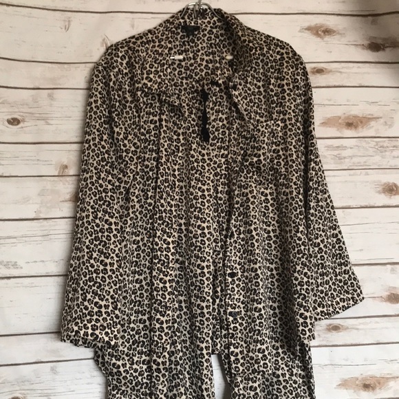 Ann Taylor • leopard cheetah pajama top pant set - Picture 2 of 8